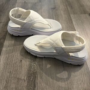 Easy Spirit Maxx2 White Adjustable Strap Walking Sport Sandals Women’s Size 8